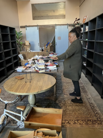 The Book Pages: Octavia's Bookshelf owner Nikki High on an incredible first  week – Orange County Register