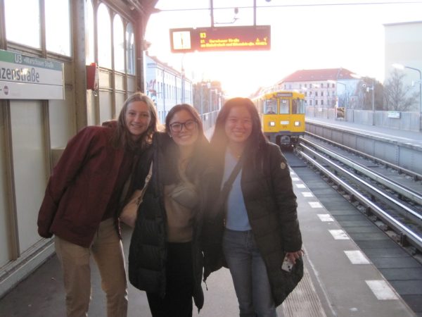 Seniors Julia H., Lauren K., and Verena W. at a train station in Berlin
