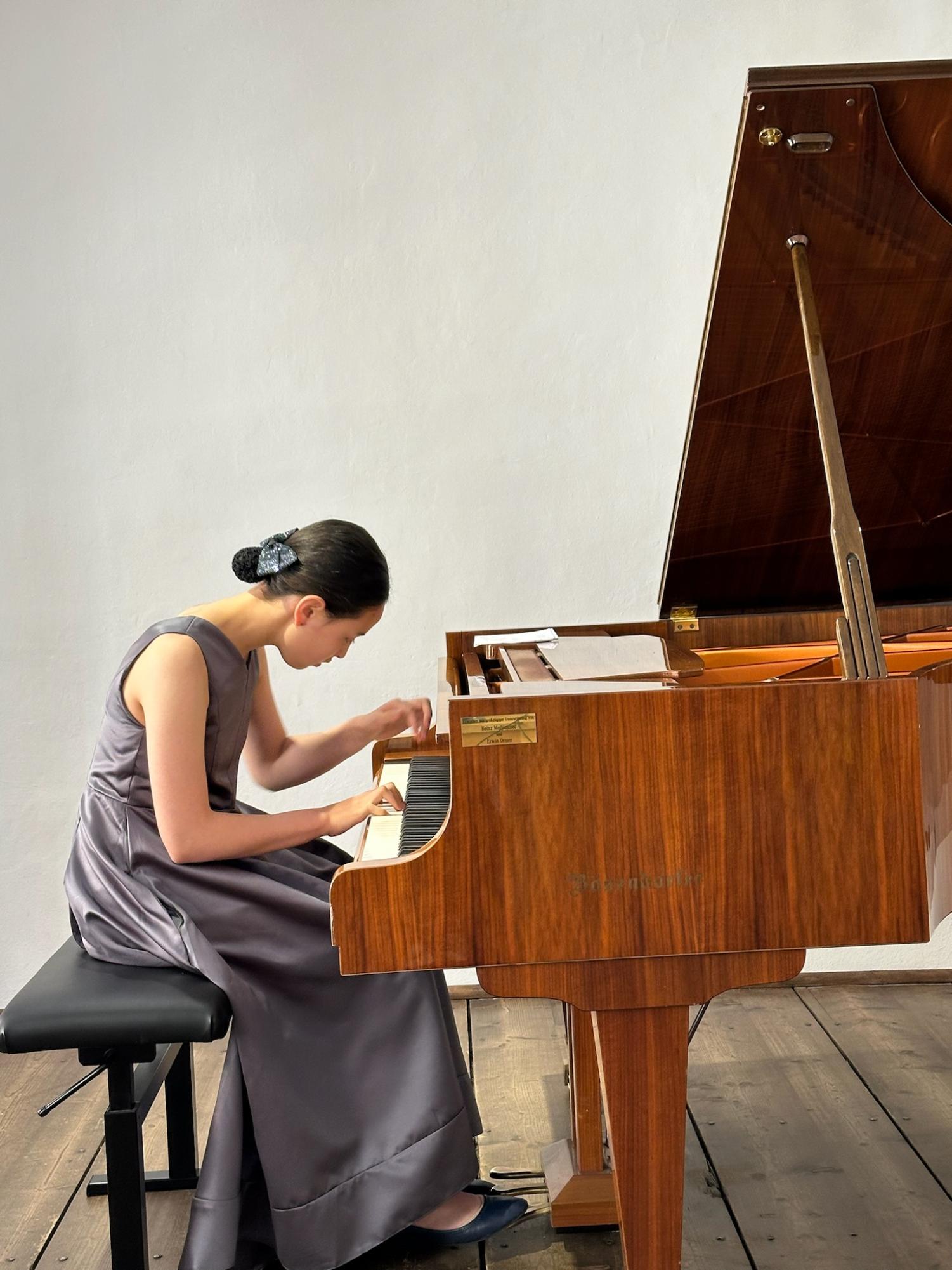 I perform Beethoven's "Tempest" Sonata at the Beethoven Museum during my joint recital.