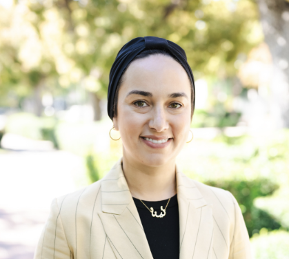 Lena Alfi was presented with the Mary Lowther Ranney Distinguished Alumnae award in 2025
