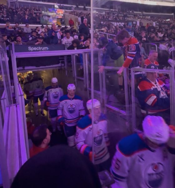 The players of Edmonton Oilers entering the rink.